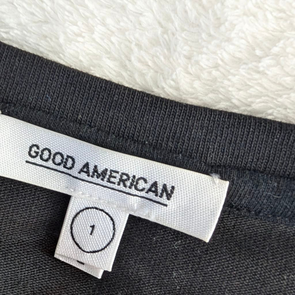 Good American Peepin' Grommet Cotton-Blend Cropped Tee - Small - Picture 4 of 9